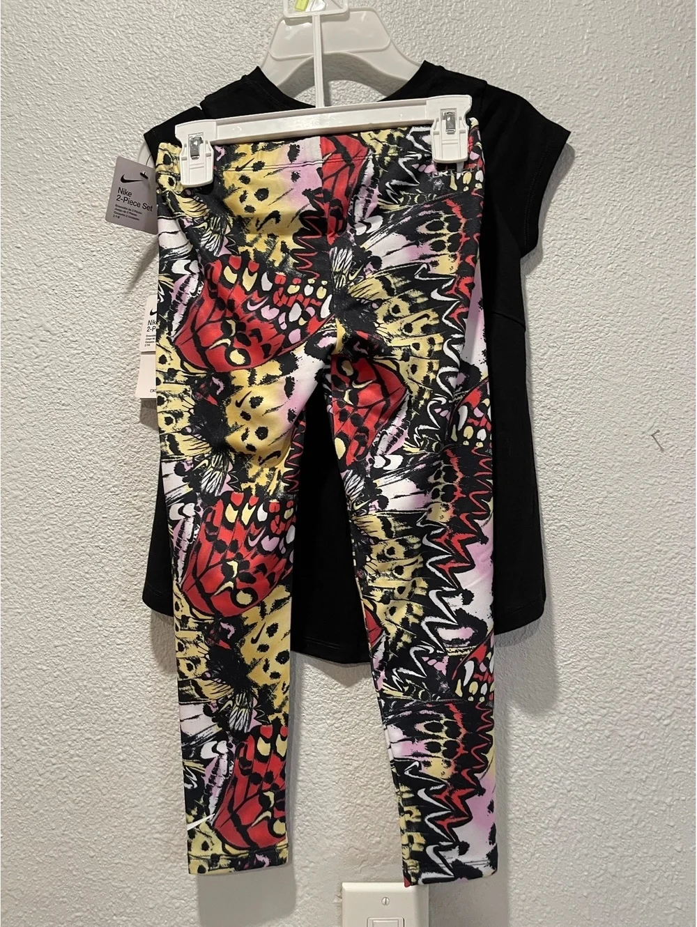 Nike Girls 2-Piece Activewear Set Size 6X